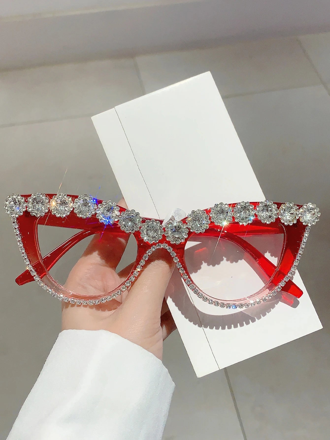 Pretty Woman Curvy Accessories - Cat Eye with Rhinestones Non-prescription Eyewear Luxury Fashion Glasses