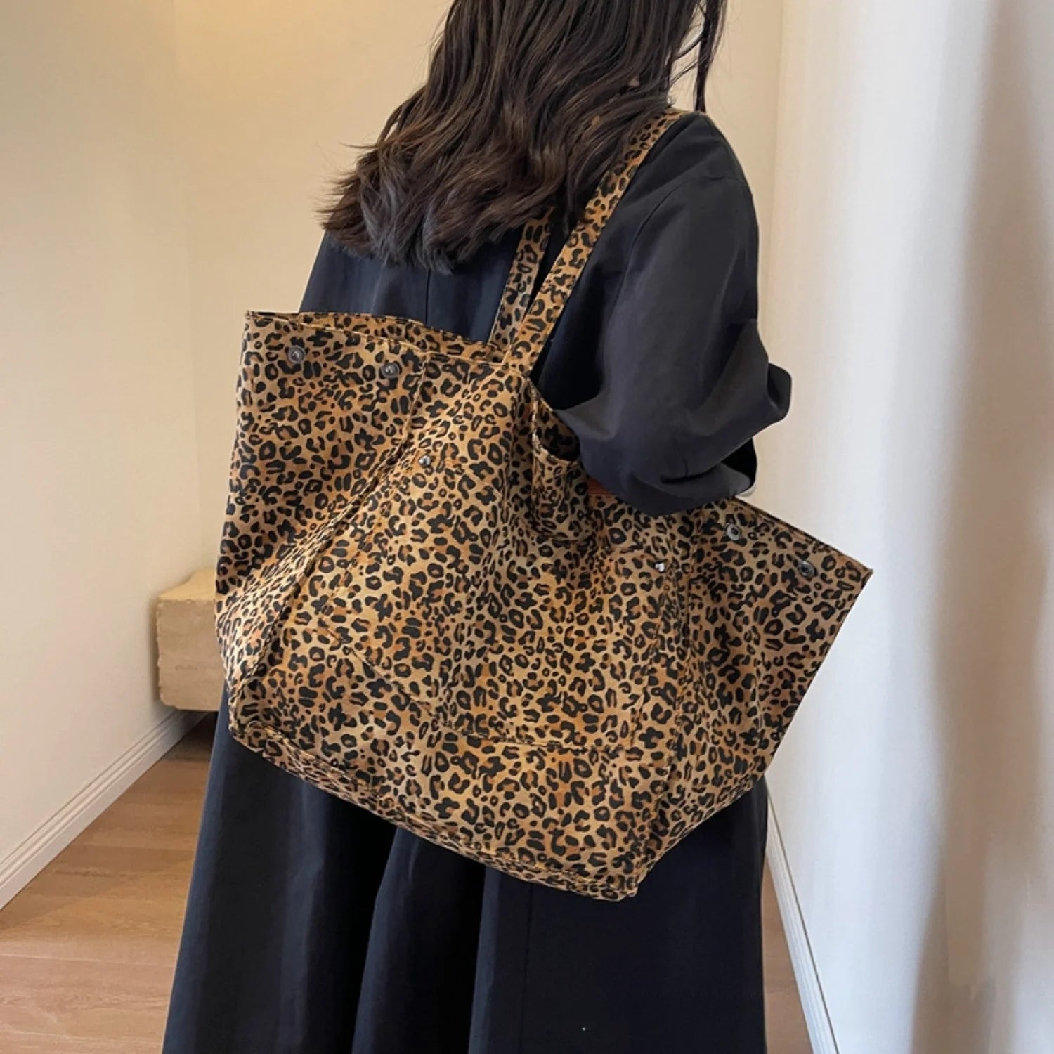 Pretty Woman Curvy Accessories - Fashion Large Capacity Handbag Leopard Pattern Tote  Retro Canvas Shoulder Bag