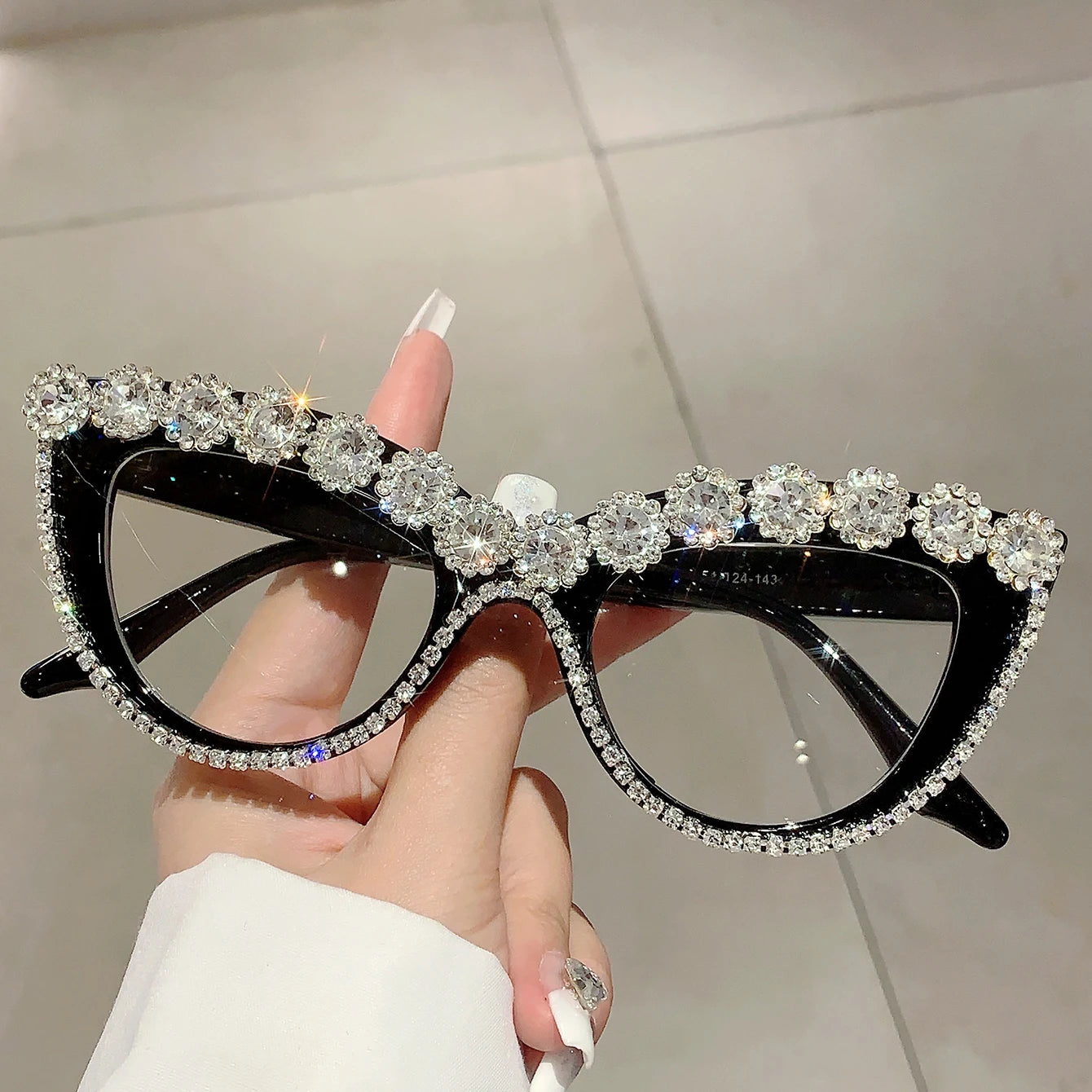 Pretty Woman Curvy Accessories - Cat Eye with Rhinestones Non-prescription Eyewear Luxury Fashion Glasses